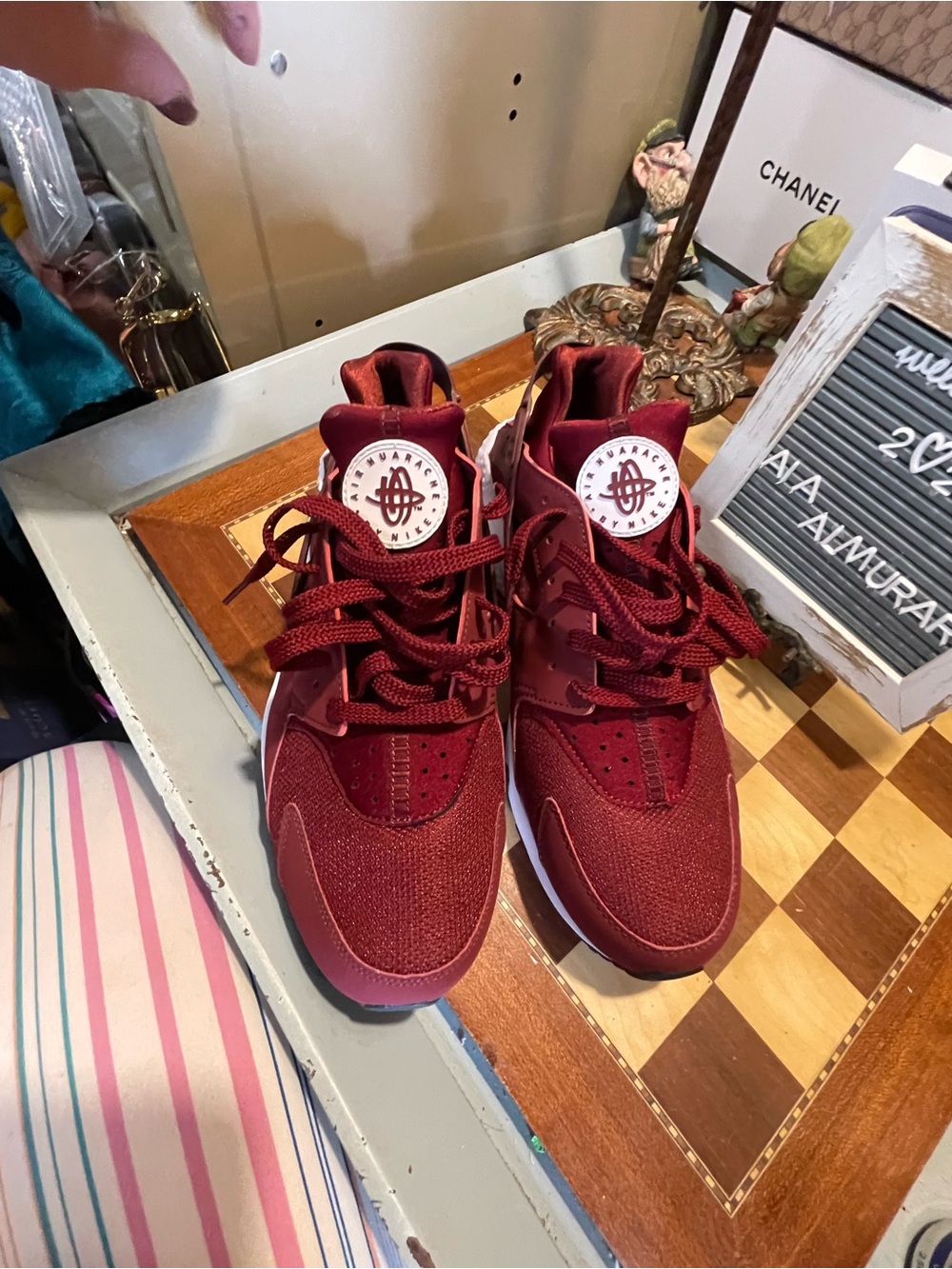 2022
Nike Air Huarache 'Dark Beetroot - Picture 2 of 9